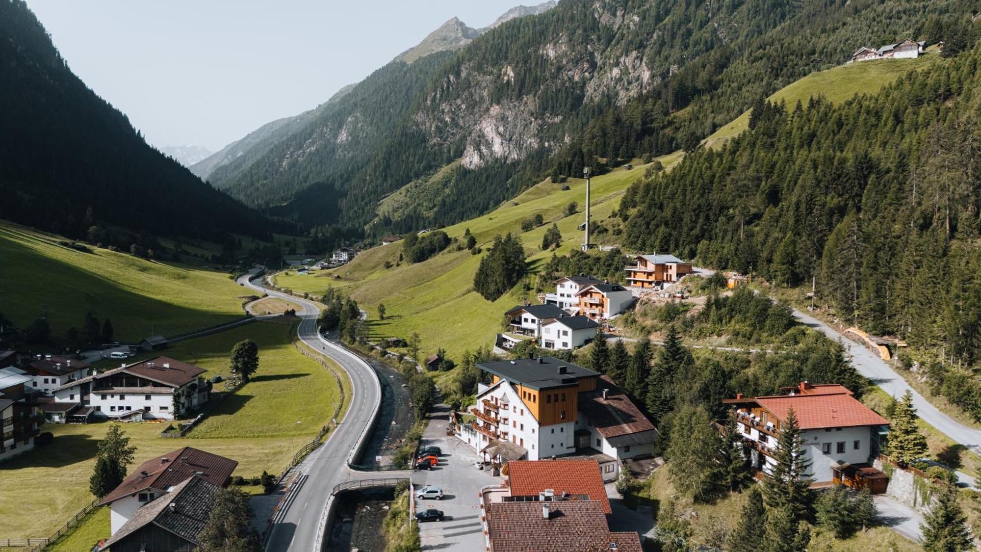 Hotel Edelweiss Superior Kaunertal Buitenkant foto